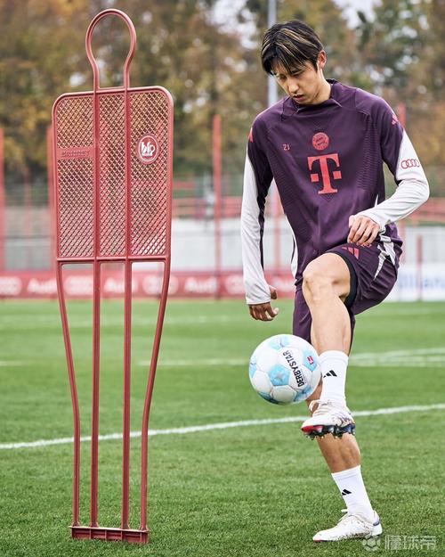 埃贝尔:希望穆西亚拉12月复出 伊藤洋辉国际比赛日之后就可复出