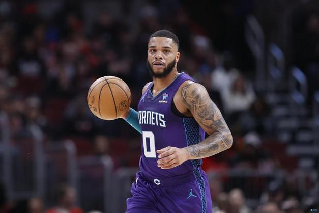 杀伤力十足！迈尔斯-布里奇斯18中7拿到29分6助 罚球12中12