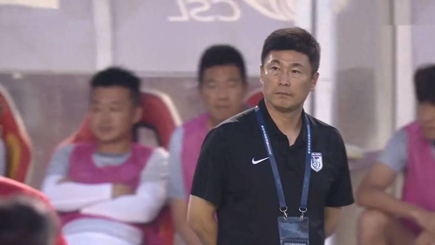 博主：国足主帅锁定国内教练，目前竞争主要在邵佳一和李国旭之间