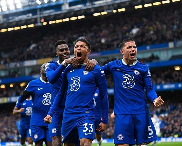 TA：由于危险驾驶被定罪，切尔西与韦斯利-福法纳进行正式谈话