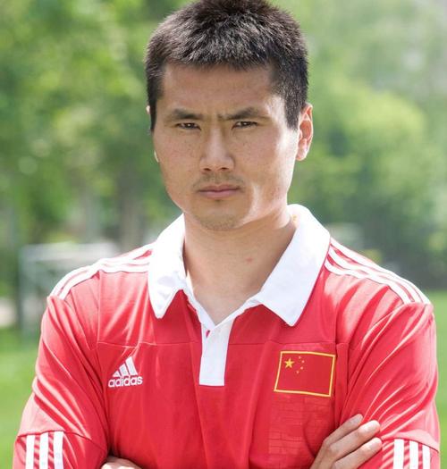 记者:说实话挺佩服邵佳一,中国足球用人之际他勇气可嘉