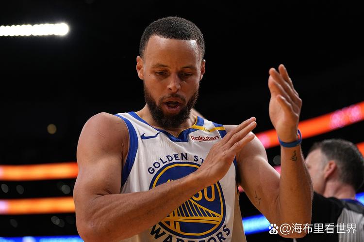 库里：科尔给我们看巴萨的Tiki-Taka 那是勇士的进攻哲学