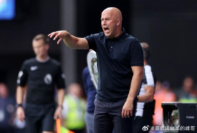 欧冠大胜！弗兰克回击卡拉格批评：当专家比当教练简单多了
