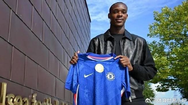 意天空记者：罗马前锋利昂-贝利因左腿筋伤势将缺阵两周