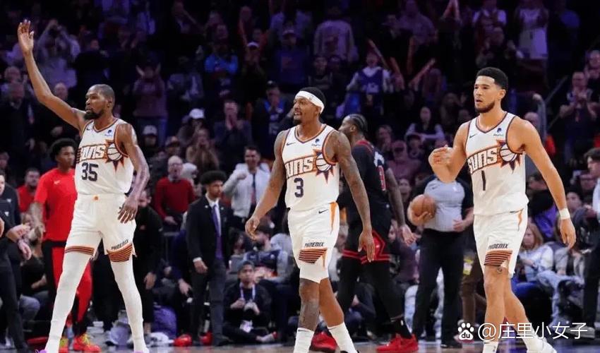 历史第4人！布克前8场场均30分5助+五成命中率+四成三分命中率！