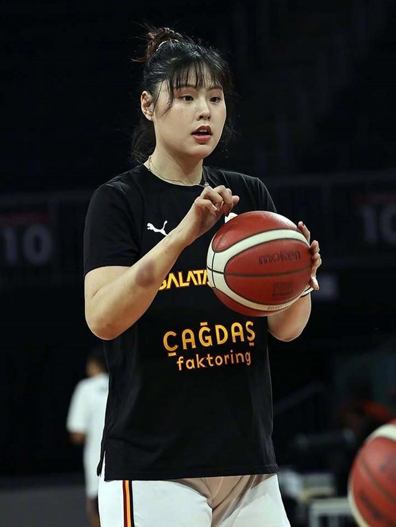 李月汝：希望未来能有更好的机会在WNBA立足和发展 拿到更好成绩