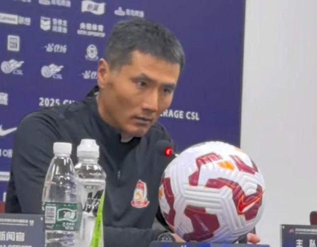 毛剑卿：邵佳一各方面都适合国足 外教比较自我土帅大家商量着来