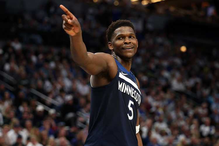 电讯报：狼队希望与爱德华兹商谈执教事宜，但遭到米德尔斯堡拒绝