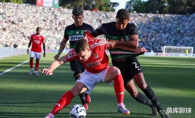 体图：皇萨仁和巴黎等队有意16岁中场艾希霍恩，赫塔要价2000万欧