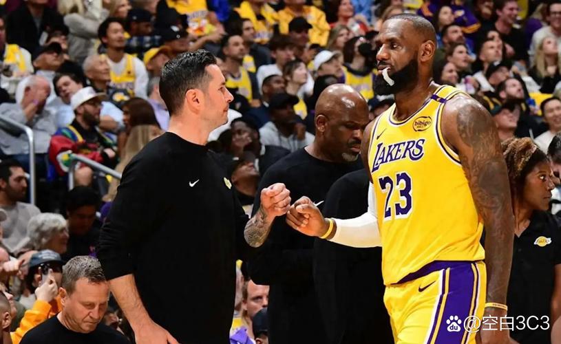 9场用了7套首发？雷迪克：这就是NBA的现实 会有很多的软组织损伤